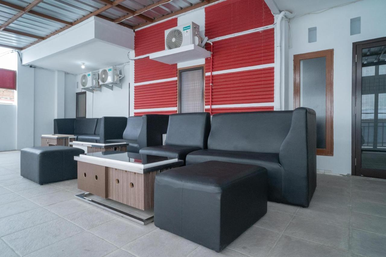 Reddoorz Near Sarinah ג'קרטה מראה חיצוני תמונה